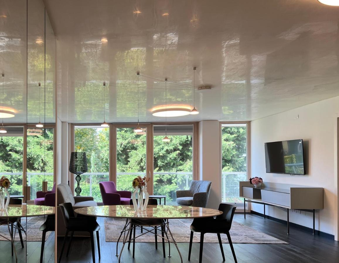 Grand Sissi Apartment *